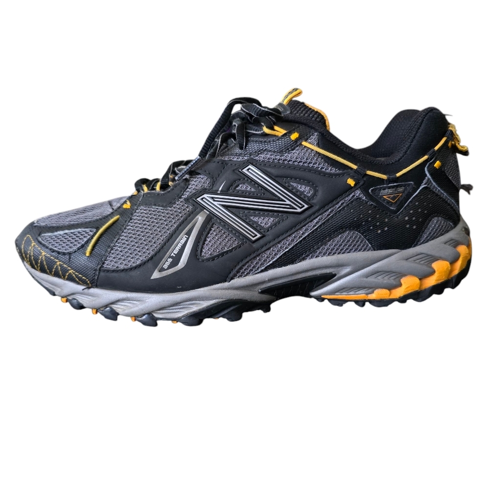 New Balance Black and Gray Mens Size 10.5 Athletic Shoes
